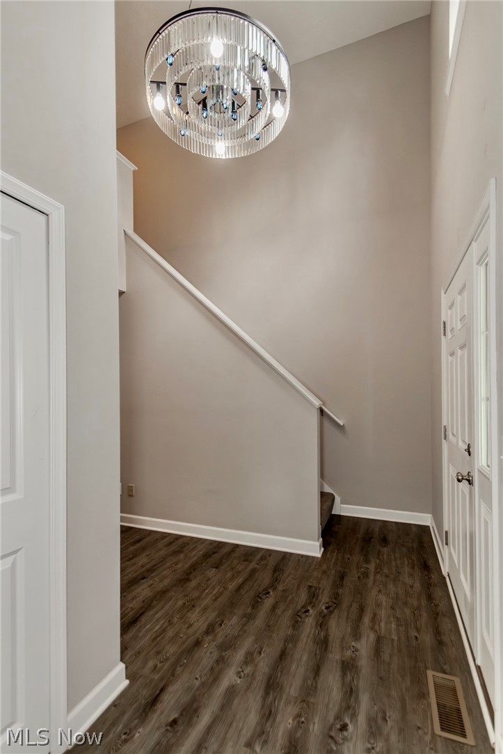 8860 Williams Road Chardon, OH 44024 - Photo 4 of 50 Gallery Image 4