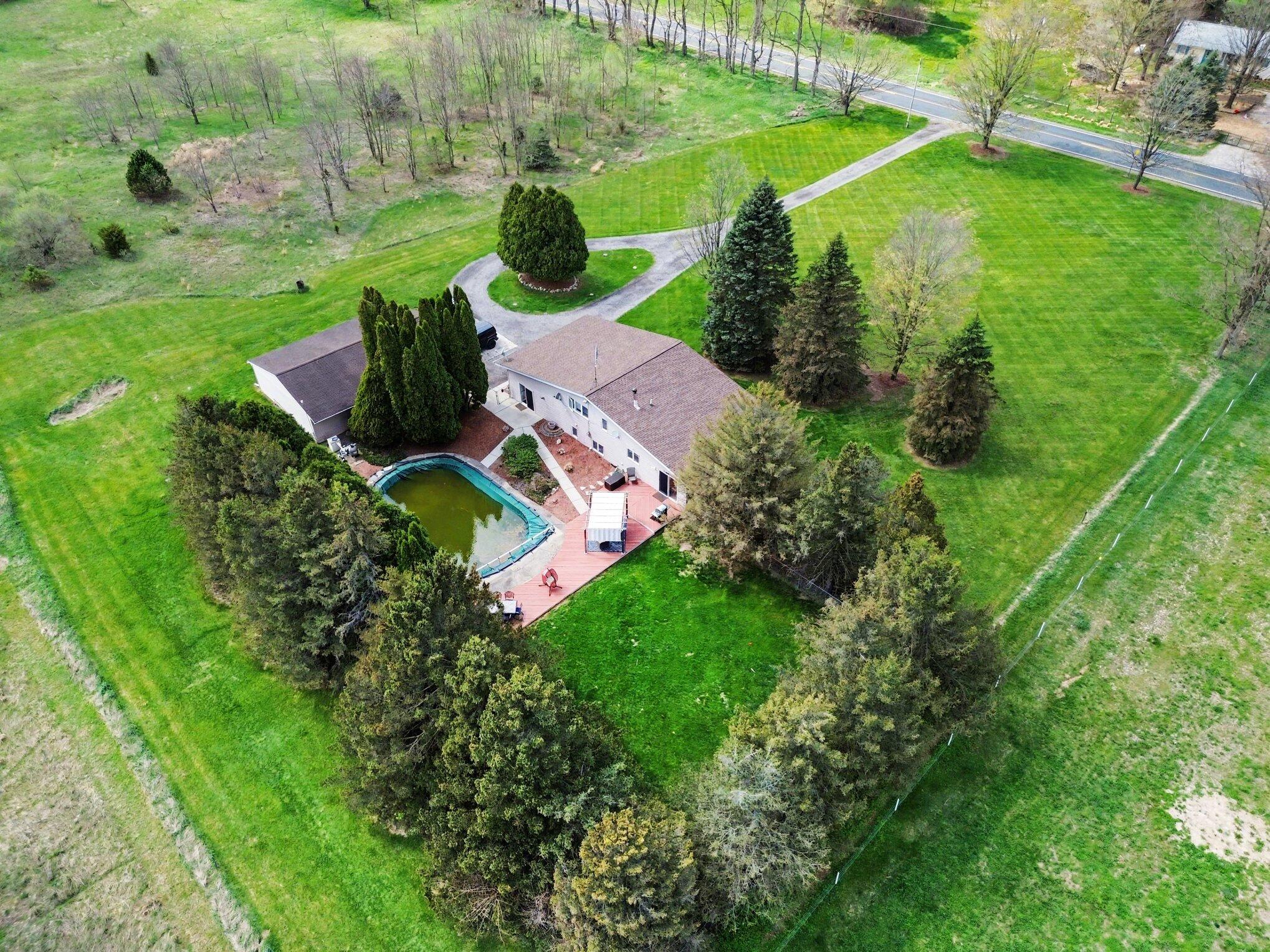 17797 West Pleasant Lake Road Manchester, MI 48158 - Photo 34 of 37 034_file_1682