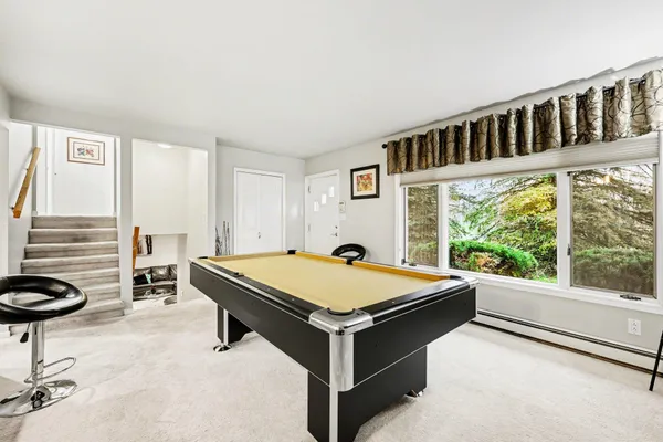 $525,000 | 17797 West Pleasant Lake Road, Manchester, MI 48158