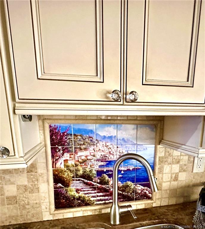 5036 Pine Drive Boynton Beach, FL 33437 - Photo 2 of 27