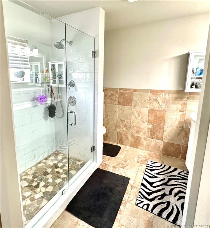 5036 Pine Drive Boynton Beach, FL 33437 - Photo 9 of 27