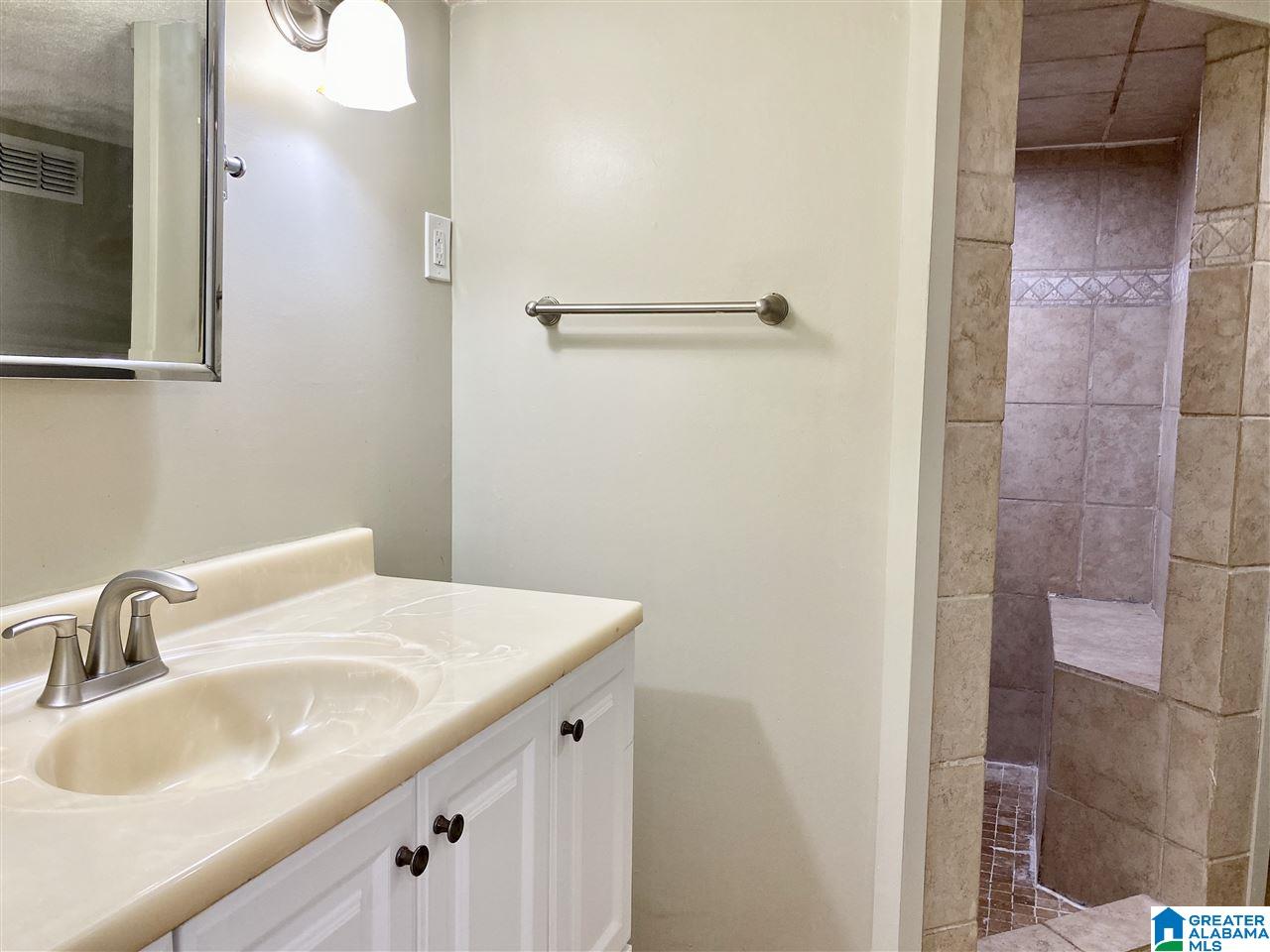 907 Columbiana Road Birmingham, AL 35209 - Photo 29 of 34