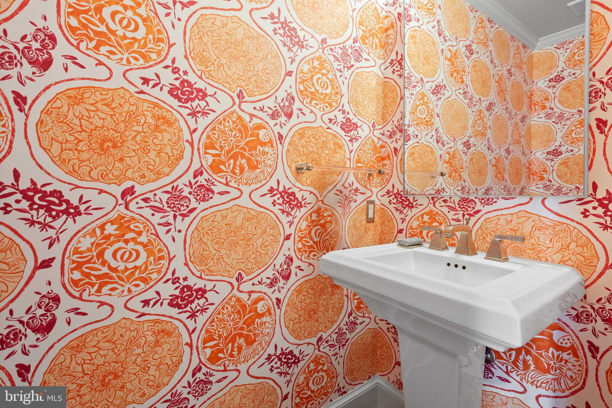 3924 Georgetown Court Northwest Washington, DC 20007 - Photo 16 of 26 Powder Room