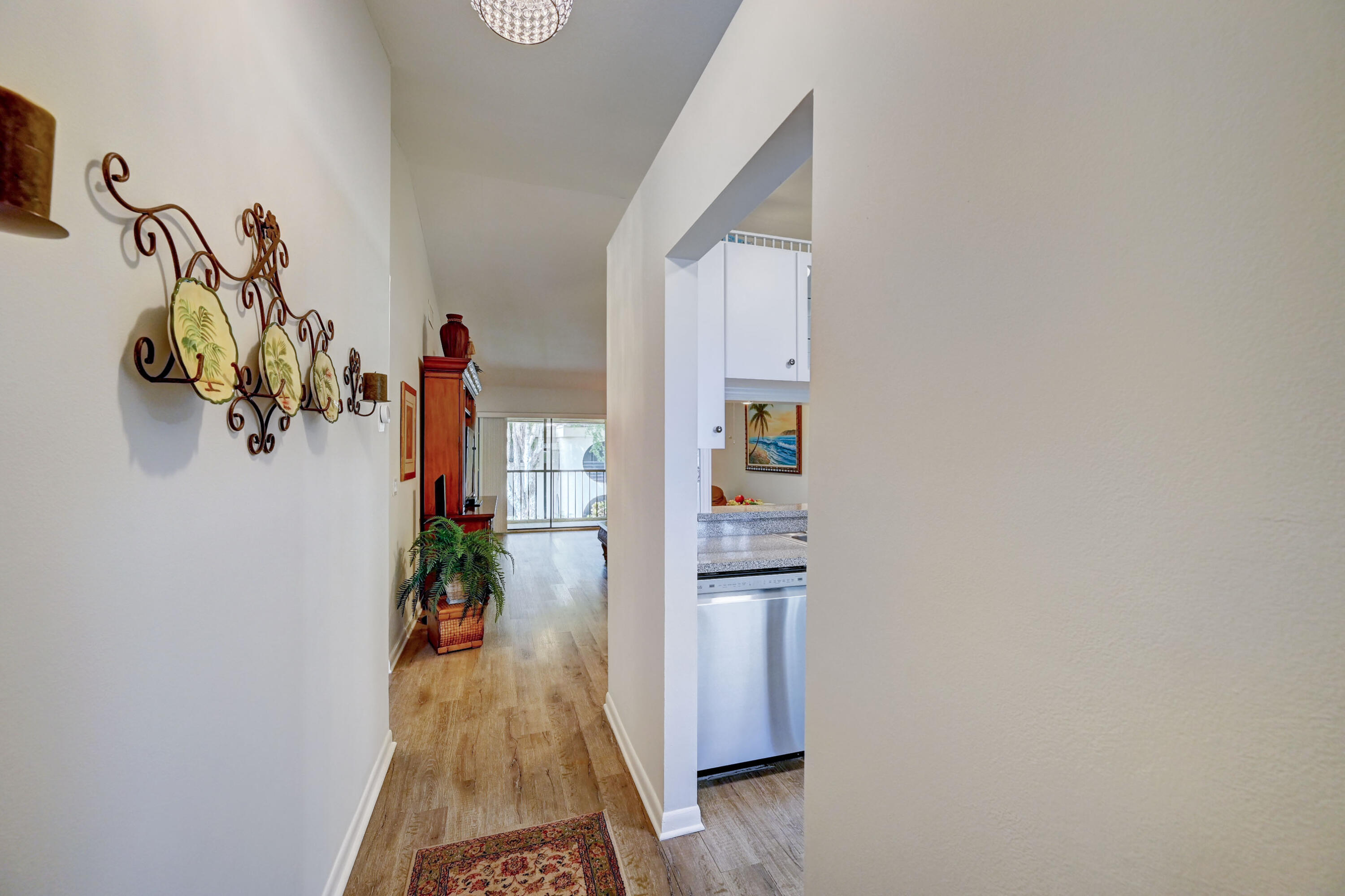 22136 Palms Way, Unit 205 Boca Raton, FL 33433 - Photo 11 of 41 04_stl_9787_88_89_90_91