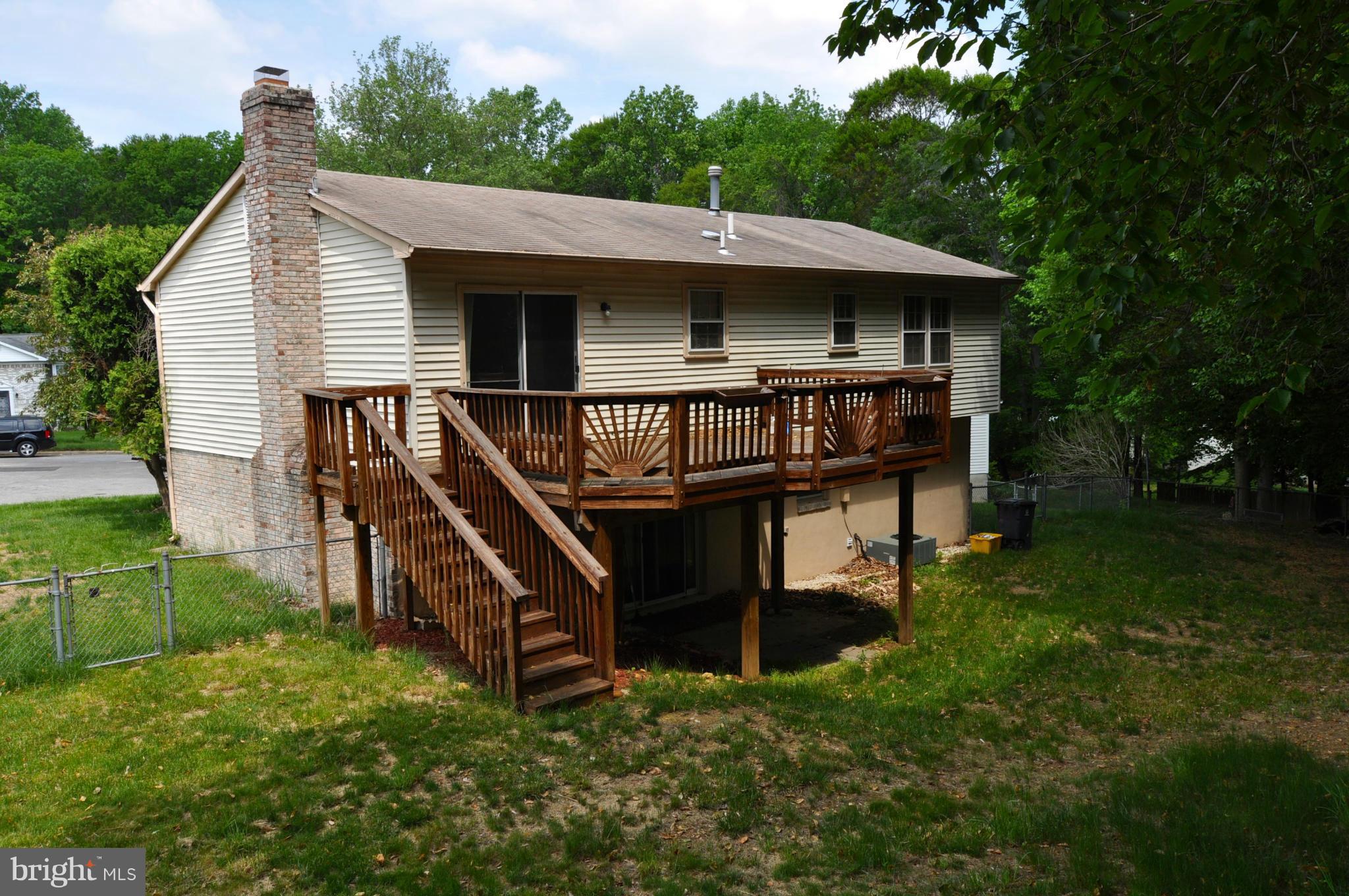 6851 Southfield Road Fort Washington, MD 20744 - Photo 2 of 22 Exterior (Rear)
