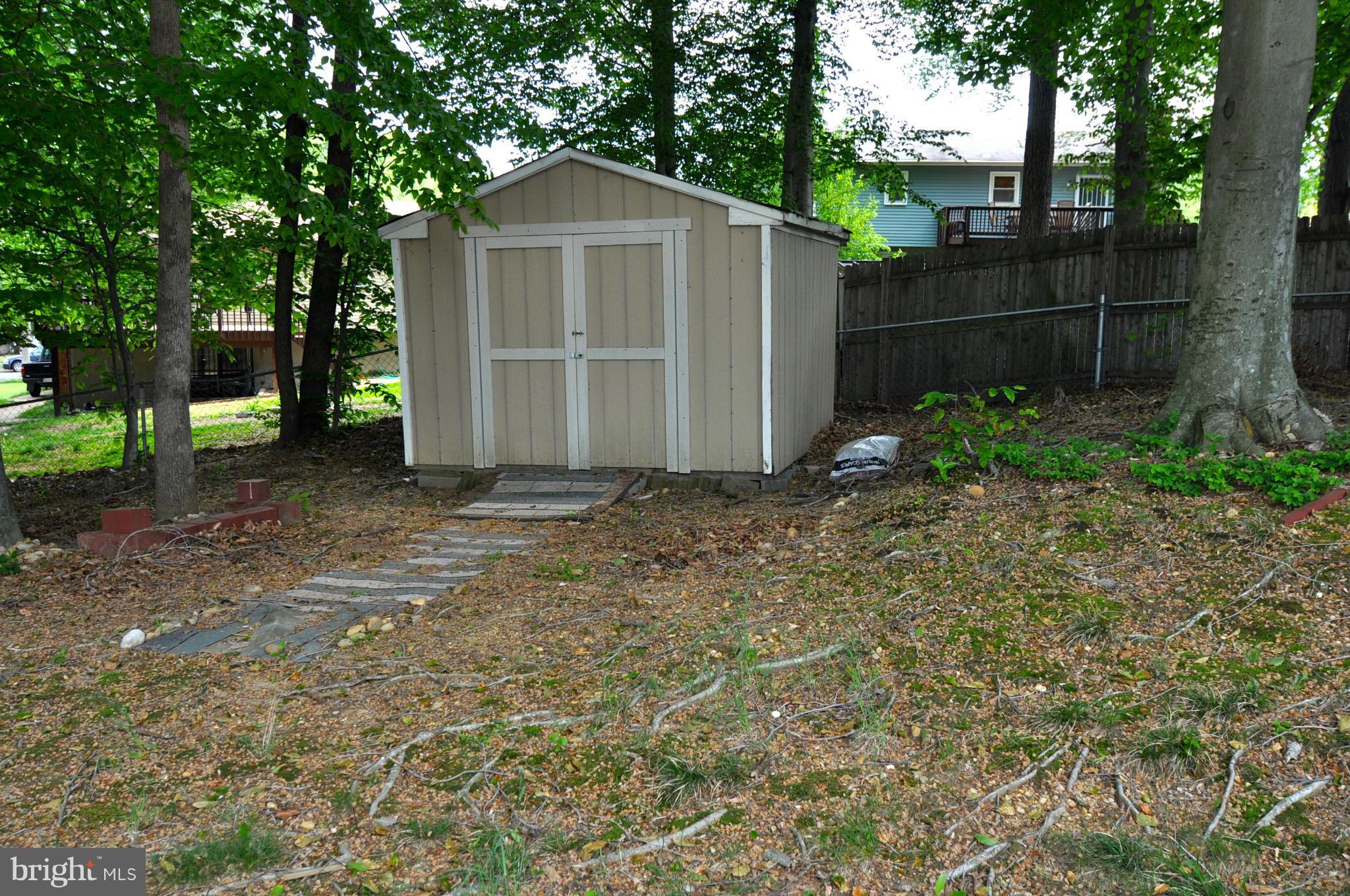 6851 Southfield Road Fort Washington, MD 20744 - Photo 6 of 22 Exterior (General)