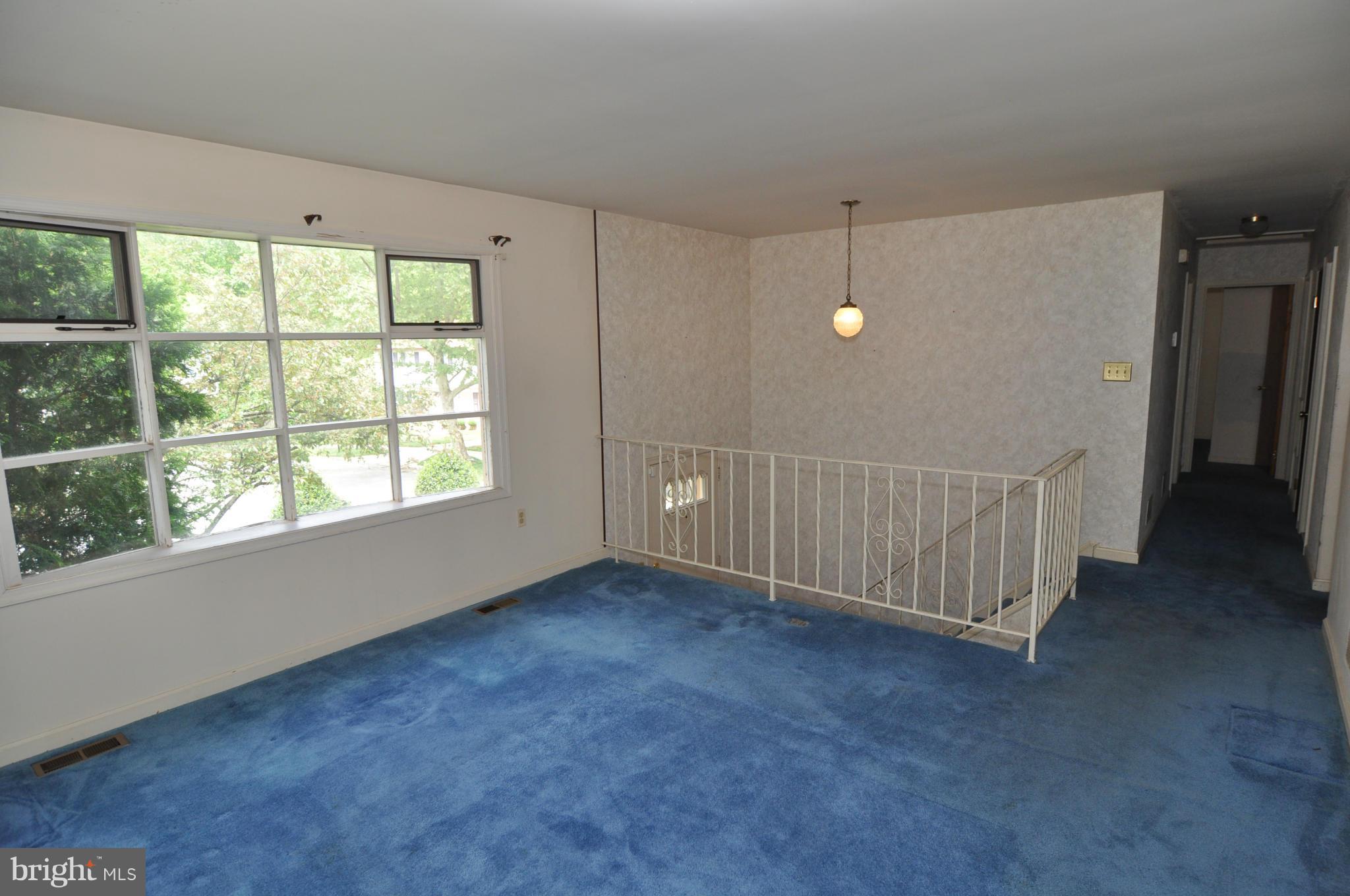 6851 Southfield Road Fort Washington, MD 20744 - Photo 9 of 22 Family Room
