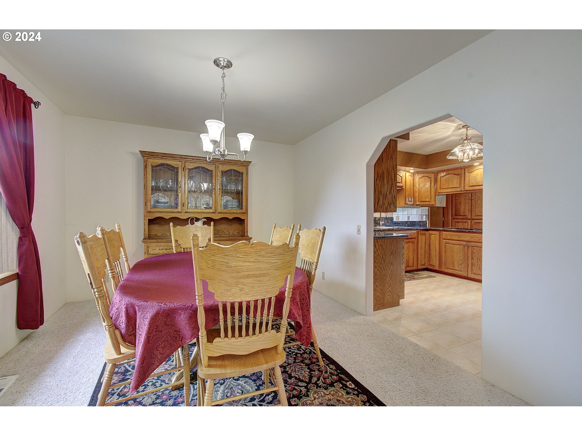 162 Southwest Peck Road White Salmon, WA 98672 - Photo 4 of 36 Dining Room