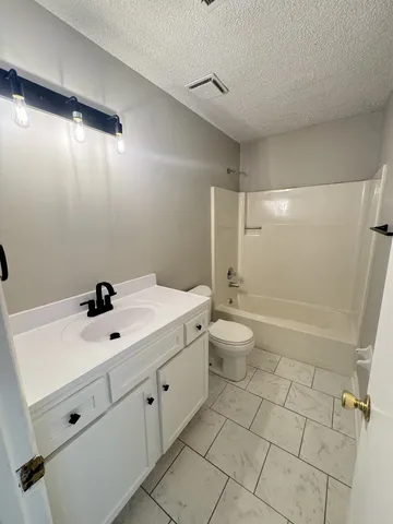 $259,000 | 2217 Goldbrier Lane, Memphis, TN 38134