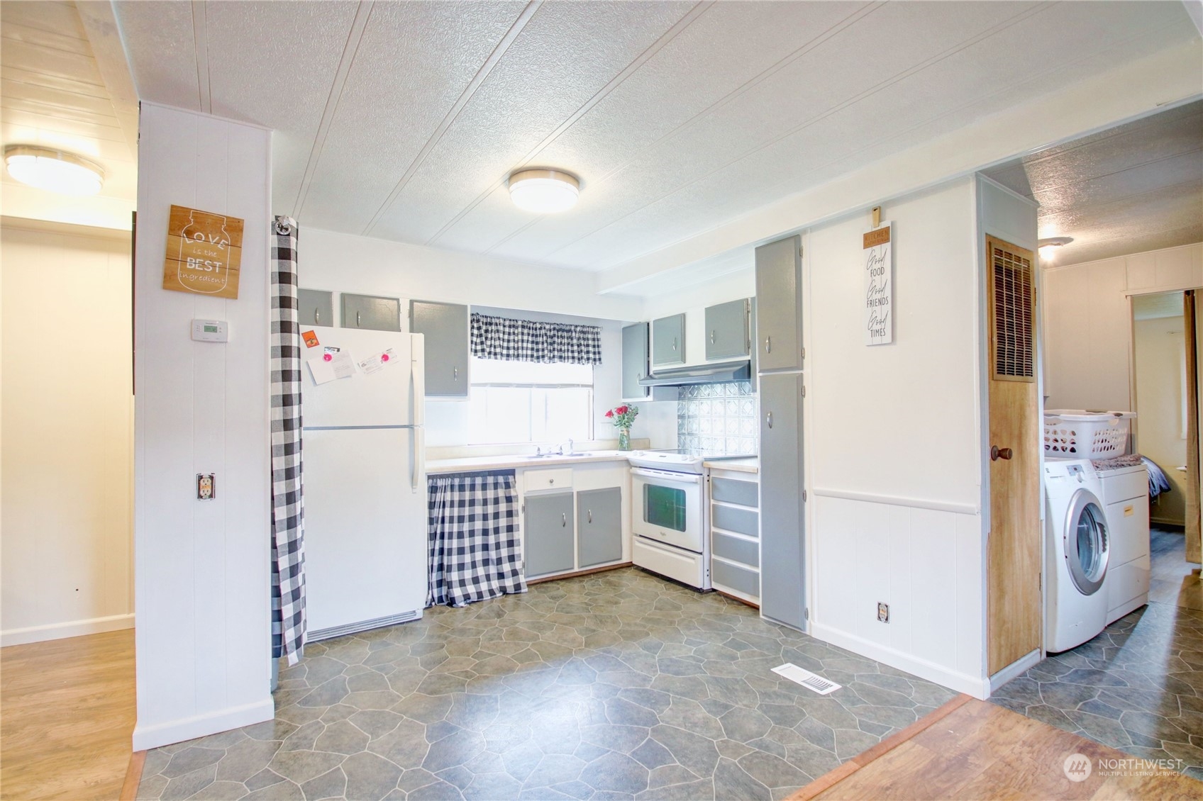 24919 Hoehn Road, Unit 33 Sedro-Woolley, WA 98284 - Photo 12 of 28 Gallery Image 12