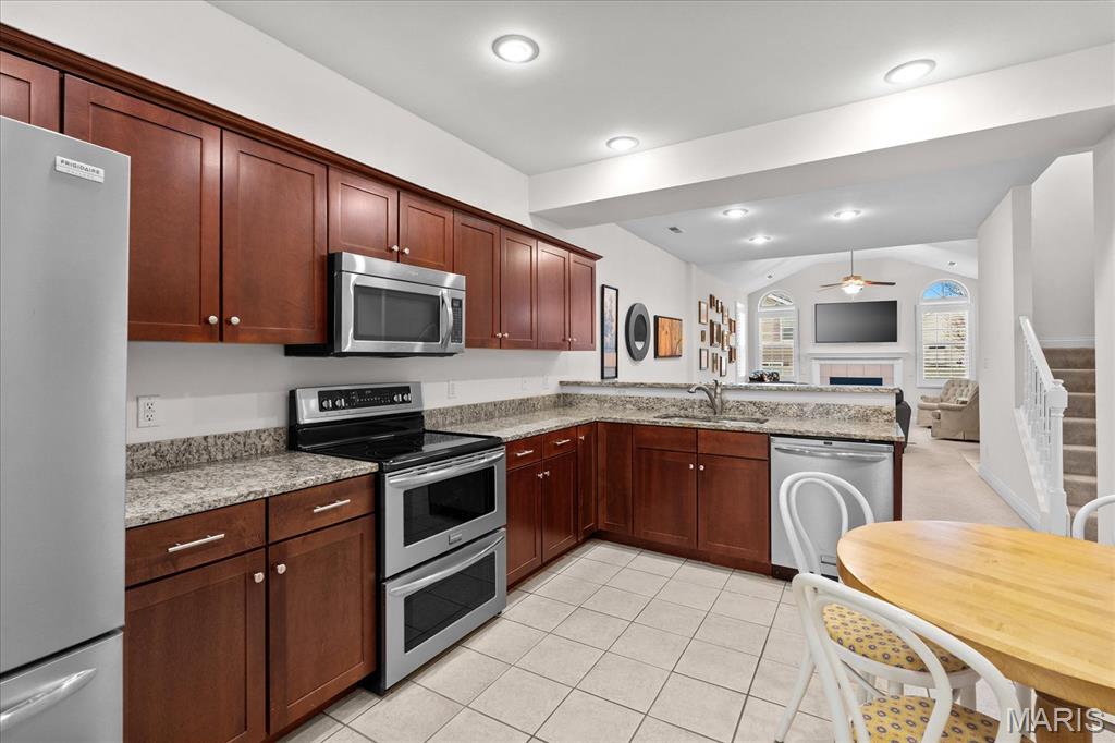 1304 Three Rivers Drive O'Fallon, IL 62269 - Photo 17 of 35