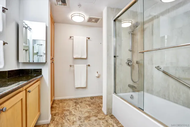 $634,000 | 2400 Fifth Avenue, Unit 326, San Diego, CA 92101