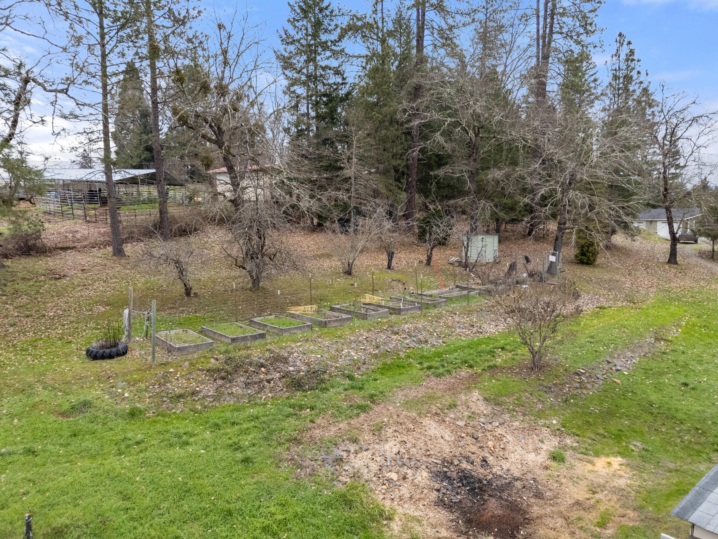 3201 Helms Road Grants Pass, OR 97527 - Photo 33 of 37 54_3201 helms rd, grants pass, or 97527-