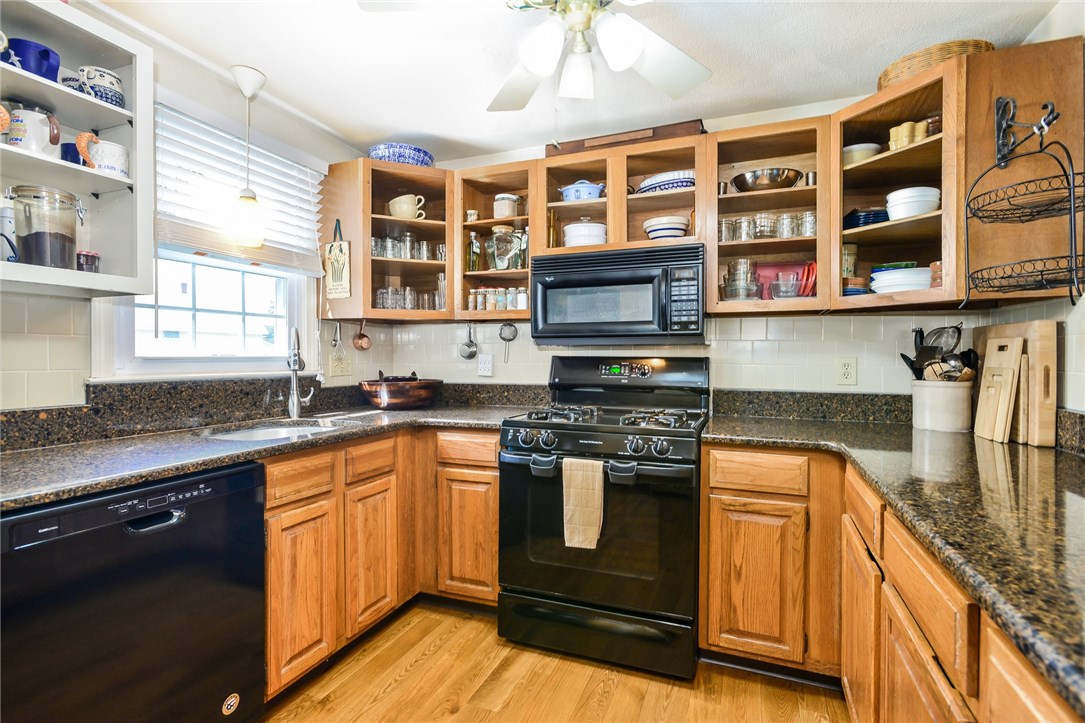 1175 Diamond Hill Road, Unit 105 Woonsocket, RI 02895 - Photo 12 of 28 Kitchen