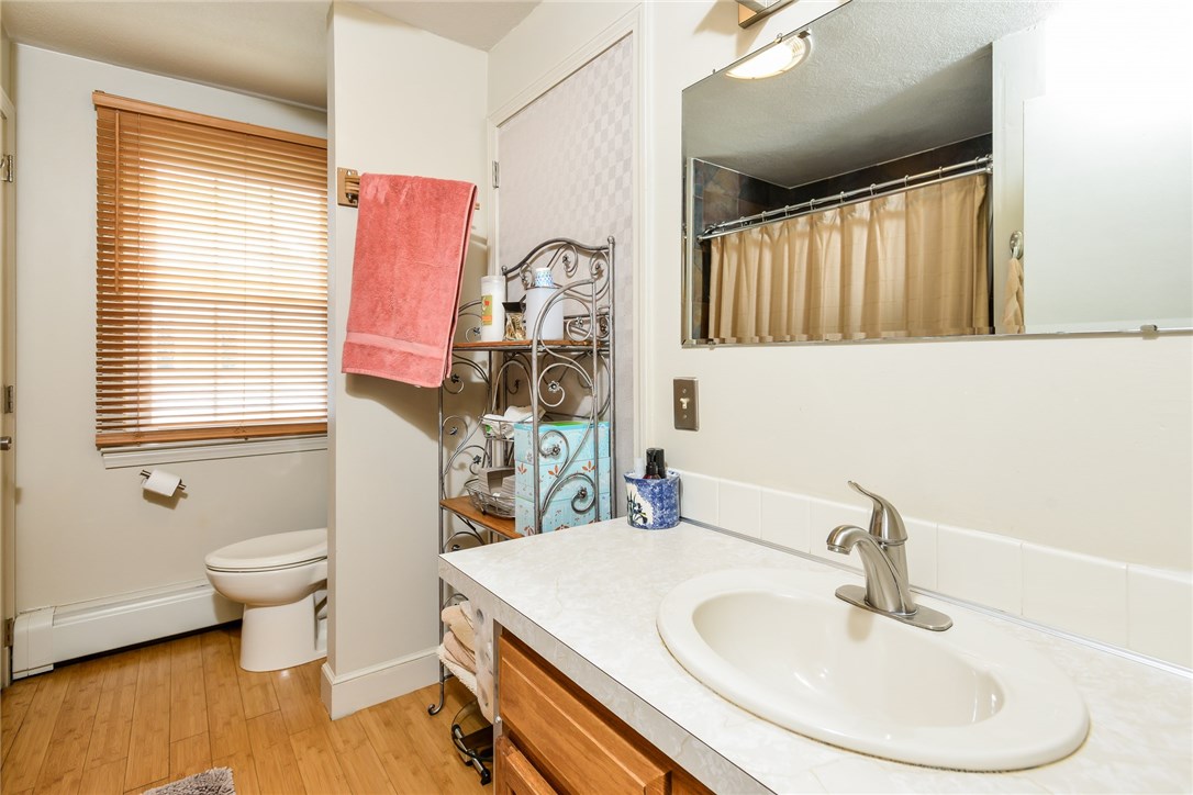 1175 Diamond Hill Road, Unit 105 Woonsocket, RI 02895 - Photo 17 of 28 Full bath