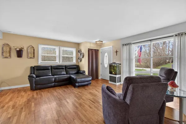 $199,900 | 5513 Sherwood Drive, Jackson, MI 49201