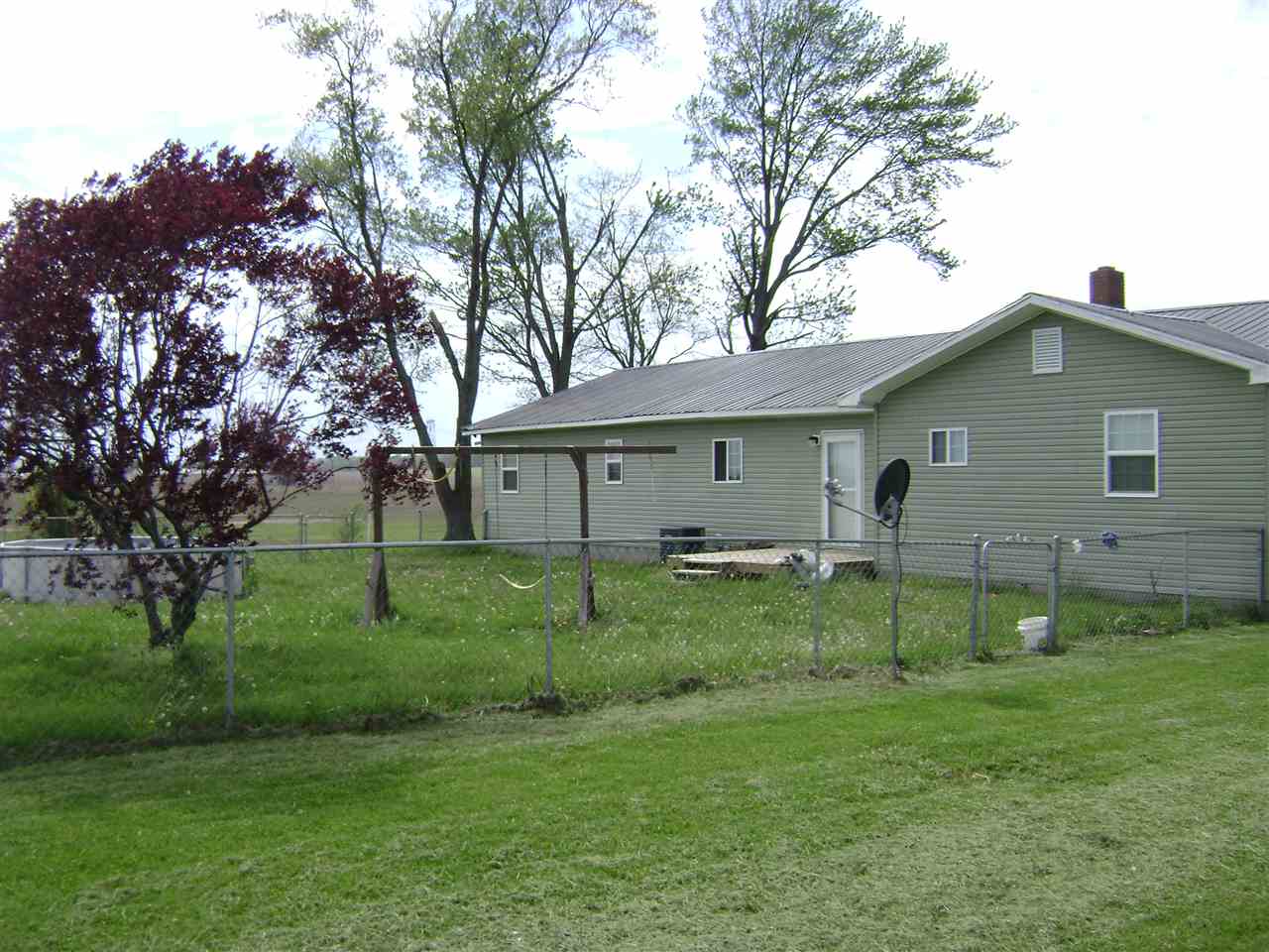 5006 North Golf Course Road Bicknell, IN 47512 - Photo 3 of 18
