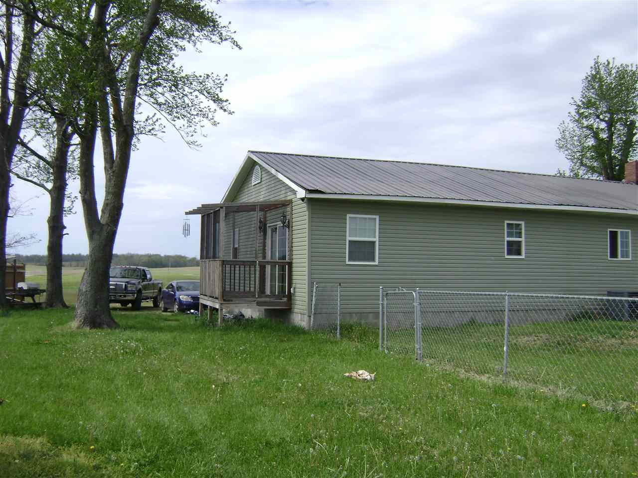 5006 North Golf Course Road Bicknell, IN 47512 - Photo 5 of 18