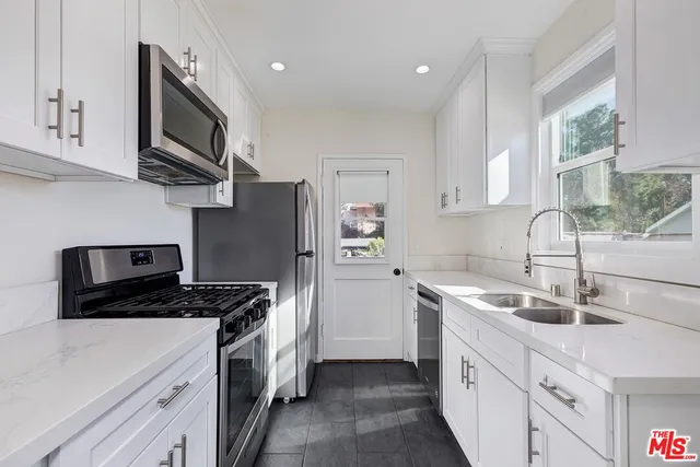 $1,795,000 | 1621 Campus Road, Los Angeles, CA 90041