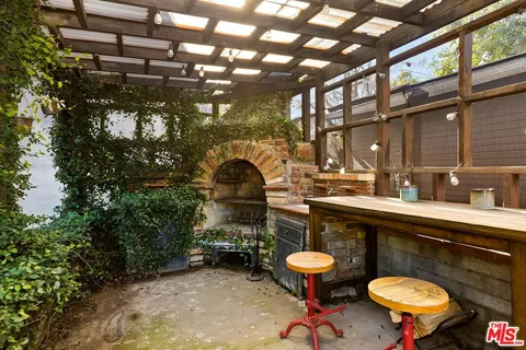 $1,795,000 | 1621 Campus Road, Los Angeles, CA 90041