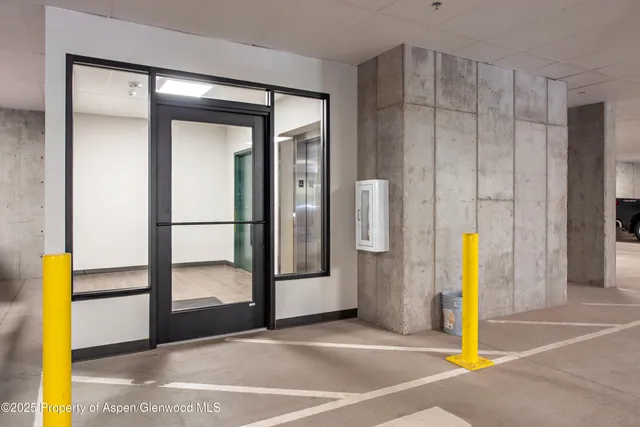 $389,000 | 253 Wulfsohn Road, Unit 114, Glenwood Springs, CO 81601