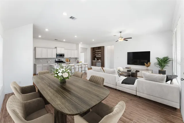 $2,850 | 13018 Hydeland Drive, Richmond, TX 77407