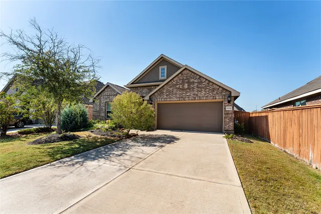 $2,850 | 13018 Hydeland Drive, Richmond, TX 77407