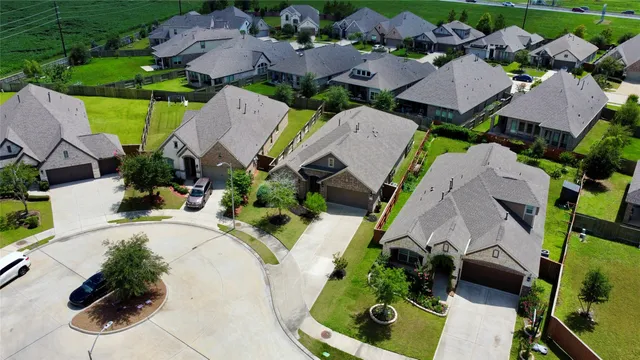 $2,850 | 13018 Hydeland Drive, Richmond, TX 77407