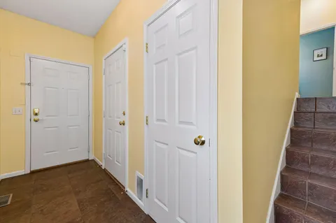 $250,000 | 2433 Columbus Court, Minneapolis, MN 55404