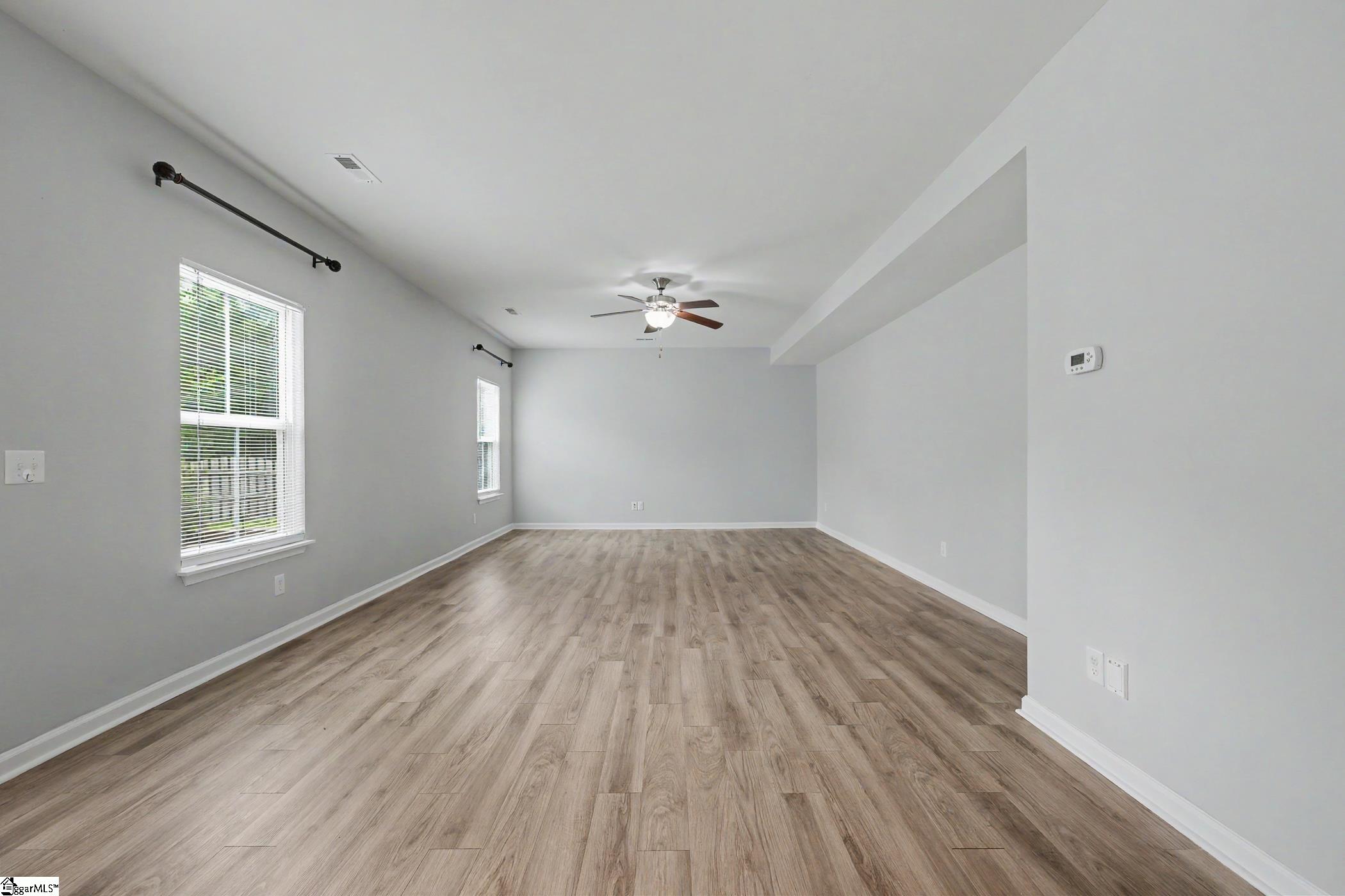 425 Sandusky Lane Simpsonville, SC 29680 - Photo 14 of 33
