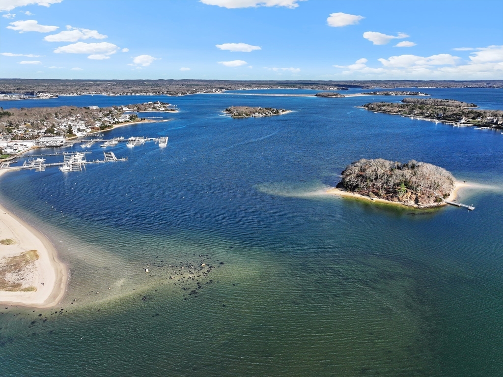 12 Parker Drive Wareham, MA 02571 - Photo 32 of 32 a view of a room with mountain