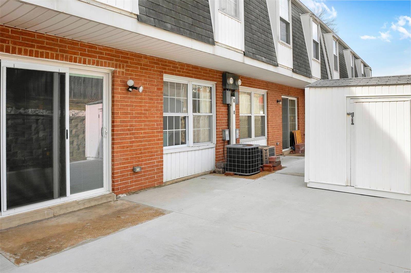 1660 Herault Place St. Louis, MO 63125 - Photo 25 of 26