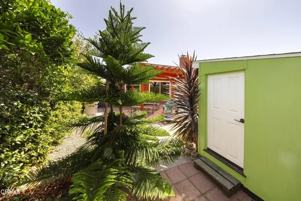 $1,089,000 | 173 Bucknell Avenue, Ventura, CA 93003