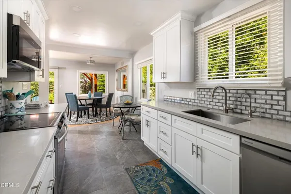 $1,089,000 | 173 Bucknell Avenue, Ventura, CA 93003