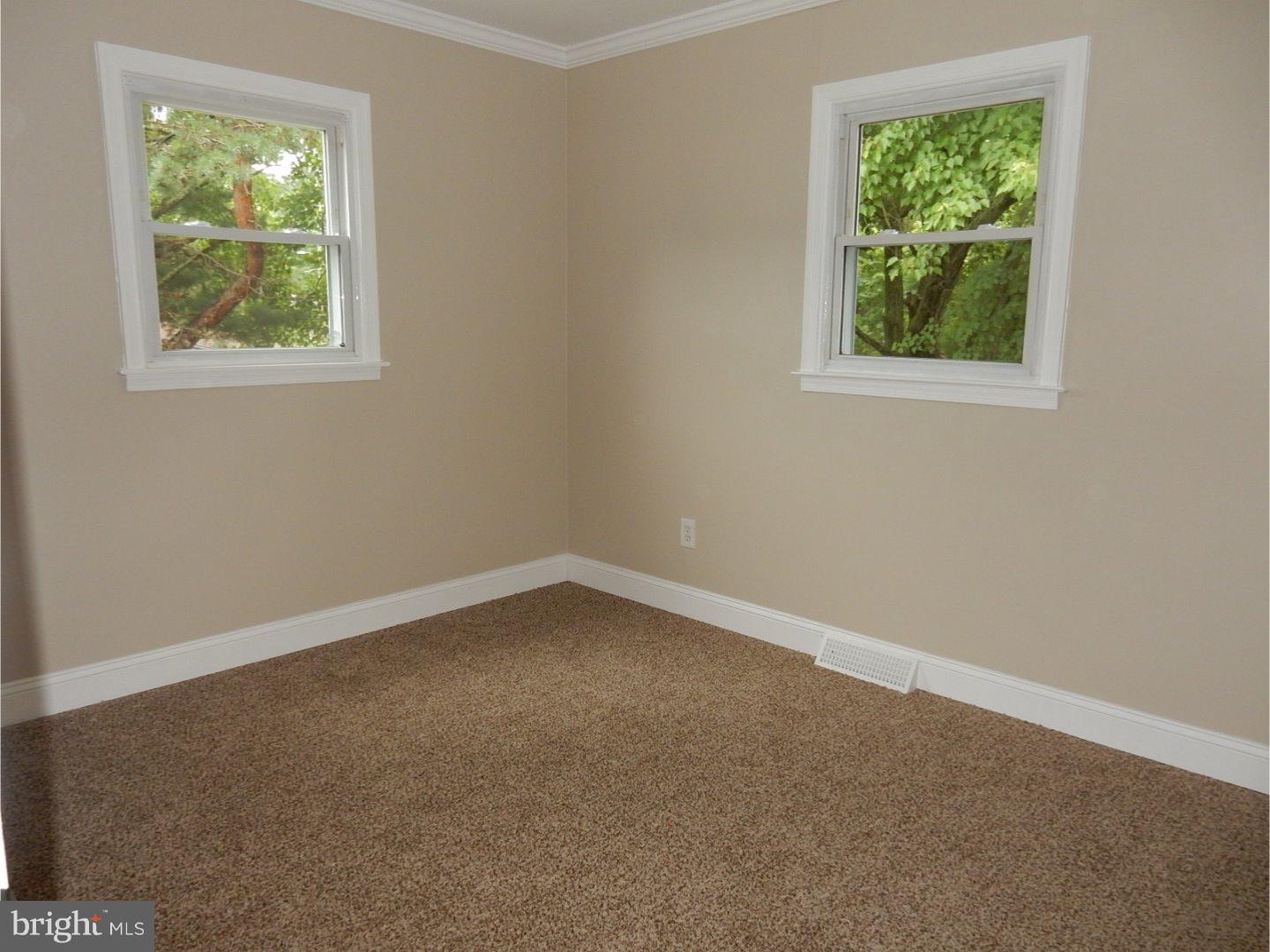 817 Bentley Road Lindenwold, NJ 08021 - Photo 15 of 20 Bedroom - Main