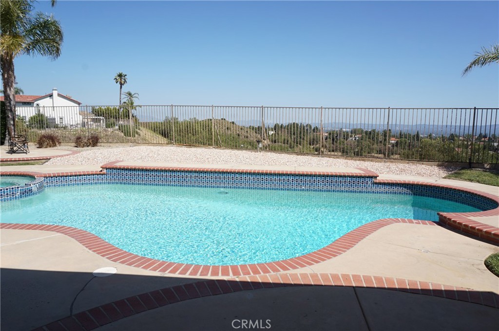 19584 Shadow Glen Circle Porter Ranch, CA 91326 - Photo 42 of 75
