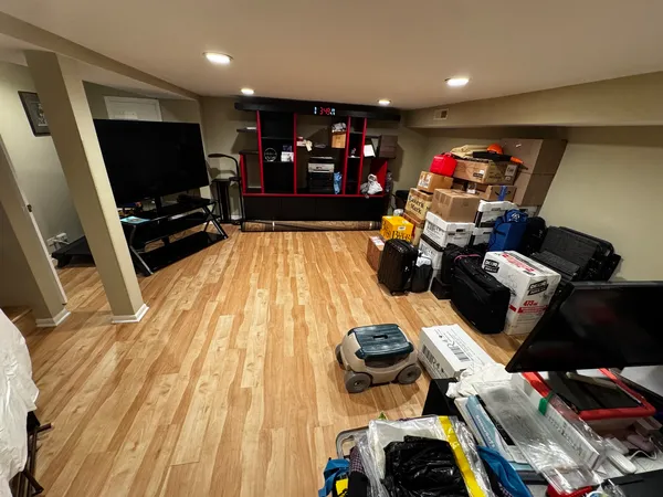 $3,500 | 395 Central Avenue, Highland Park, IL 60035