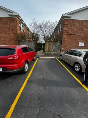 $3,500 | 395 Central Avenue, Highland Park, IL 60035