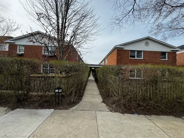 $3,500 | 395 Central Avenue, Highland Park, IL 60035