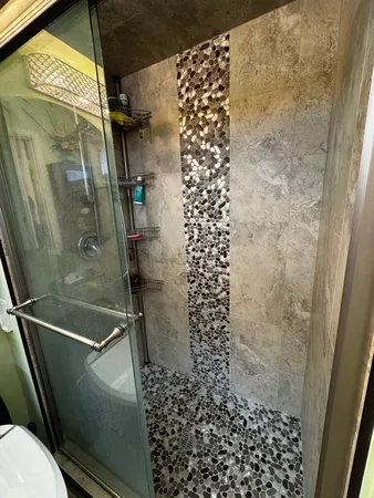 $3,500 | 395 Central Avenue, Highland Park, IL 60035