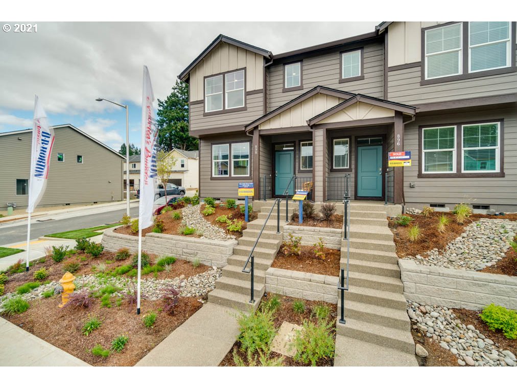 895 North 19th Avenue Cornelius, OR 97113 - Photo 1 of 24 Gallery Image 1