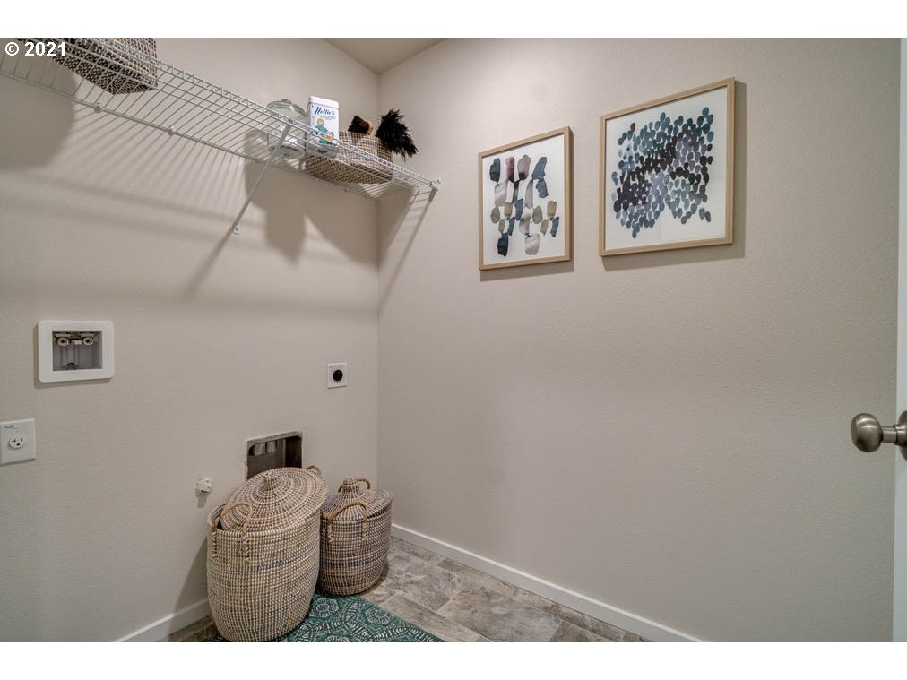 895 North 19th Avenue Cornelius, OR 97113 - Photo 16 of 24 Gallery Image 16