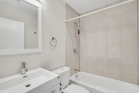 $585,000 | 204 Spencer Avenue, Unit 6, Chelsea, MA 02150