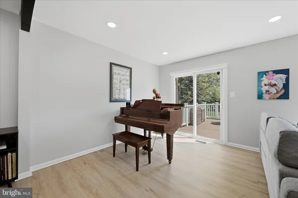 $635,000 | 9806 Sweet Mint Drive, Vienna, VA 22181