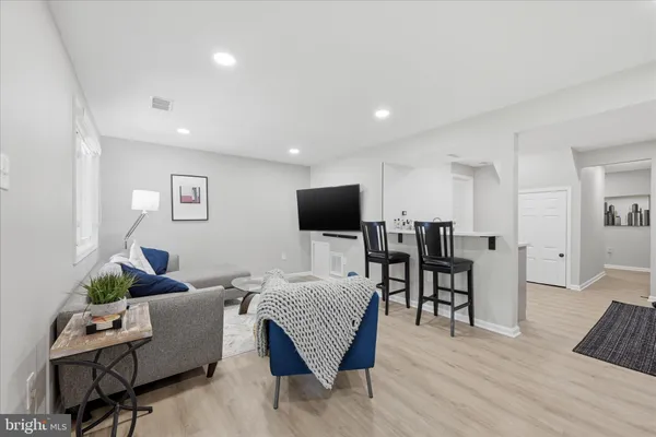 $635,000 | 9806 Sweet Mint Drive, Vienna, VA 22181