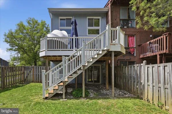 $635,000 | 9806 Sweet Mint Drive, Vienna, VA 22181