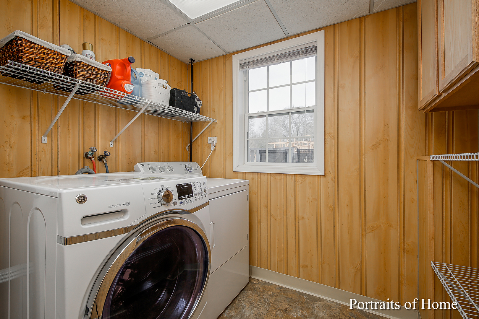 29W150 Smith Road West Chicago, IL 60185 - Photo 21 of 25 a utility room with dryer and washer