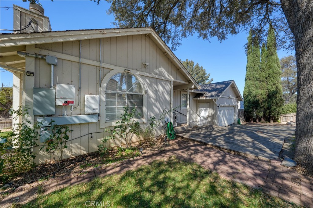 15243 Austin Road Clearlake, CA 95422 - Photo 4 of 34 Gallery Image 4