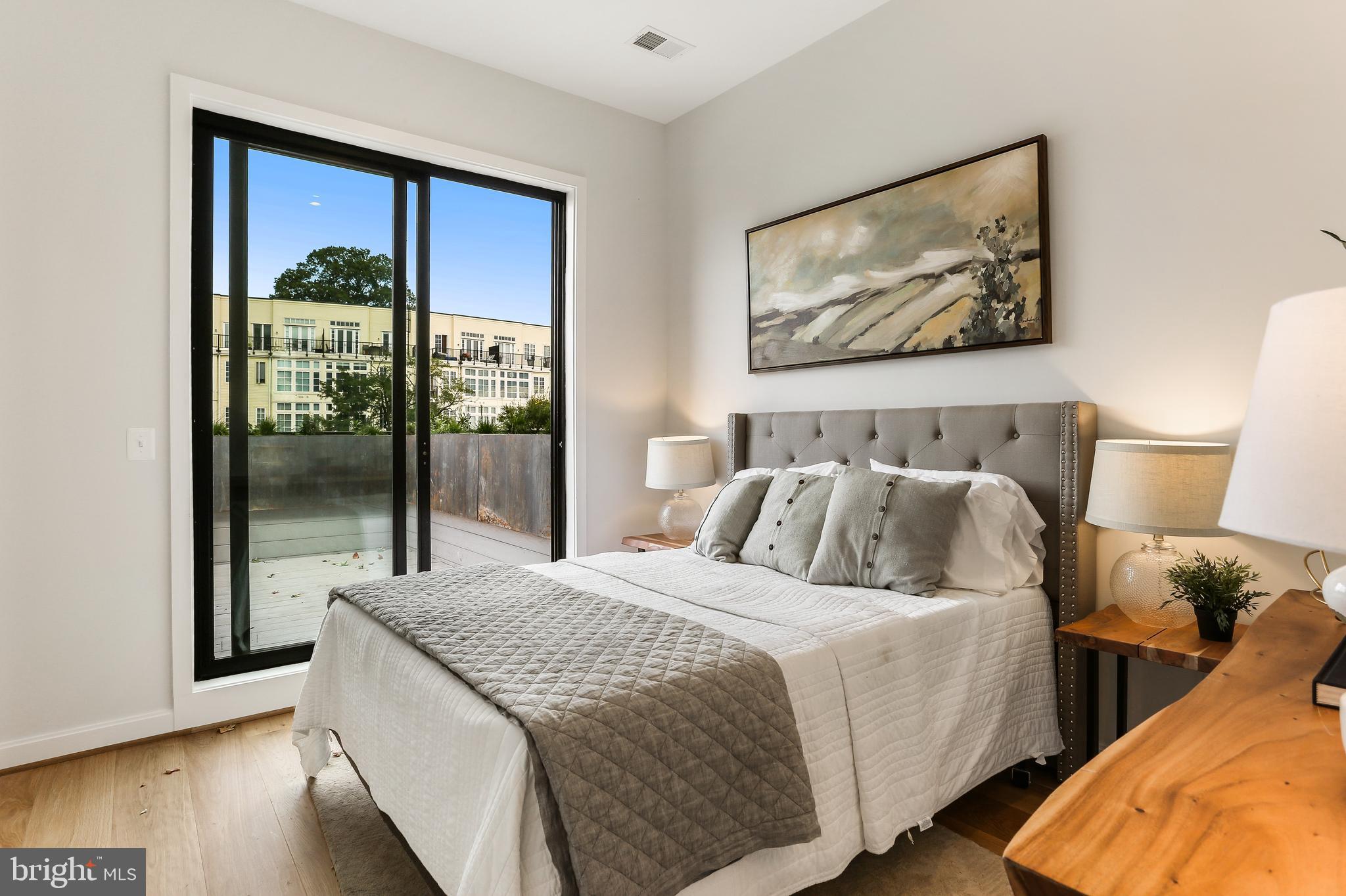 2248 Ontario Road Northwest, Unit PH8 Washington, DC 20009 - Photo 35 of 48 Gallery Image 35