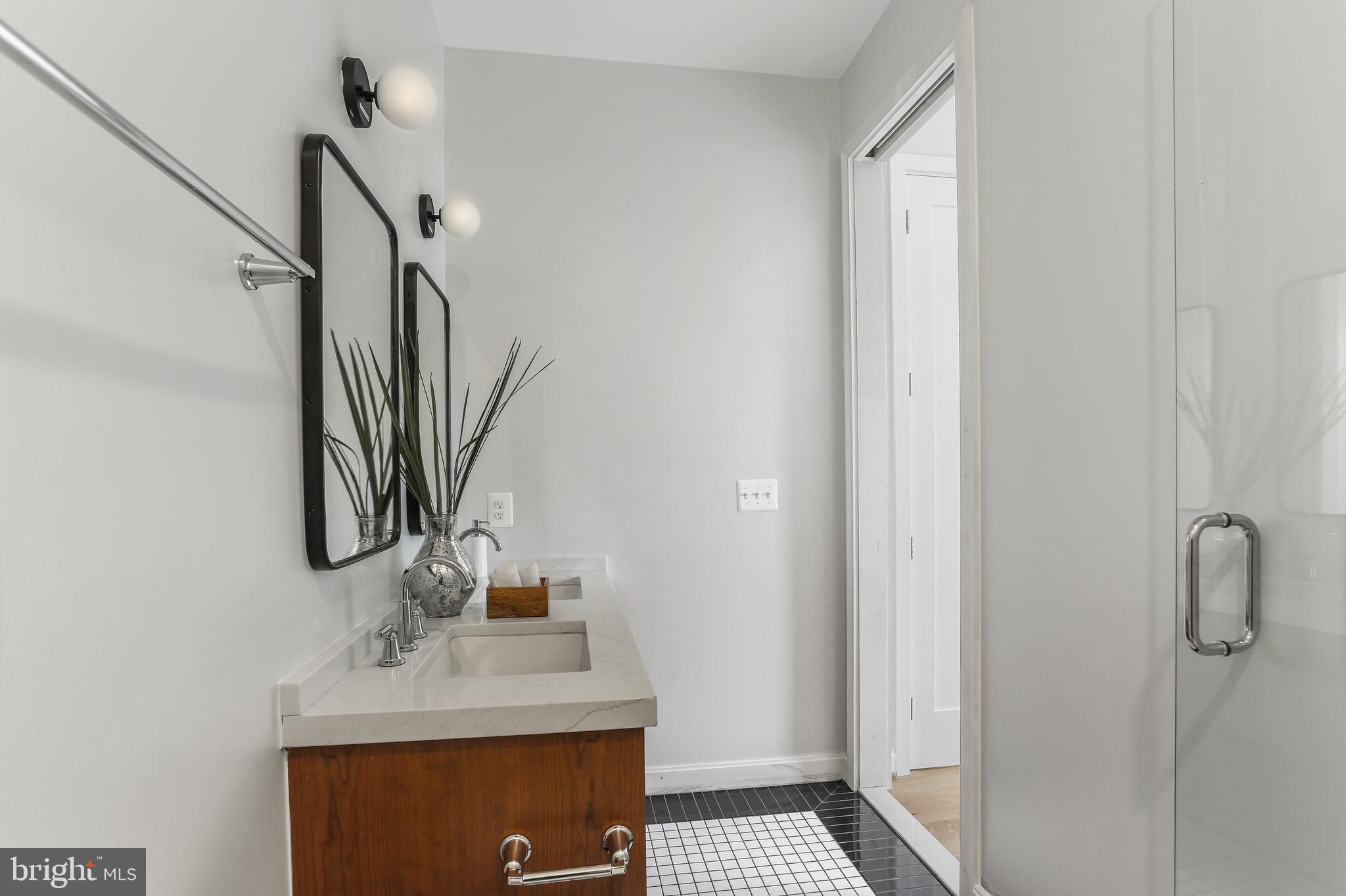 2248 Ontario Road Northwest, Unit PH8 Washington, DC 20009 - Photo 41 of 48 Gallery Image 41